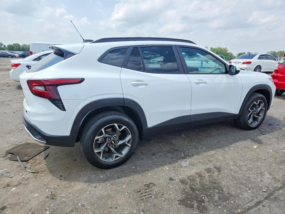 2025 CHEVROLET TRAX 1LT 3