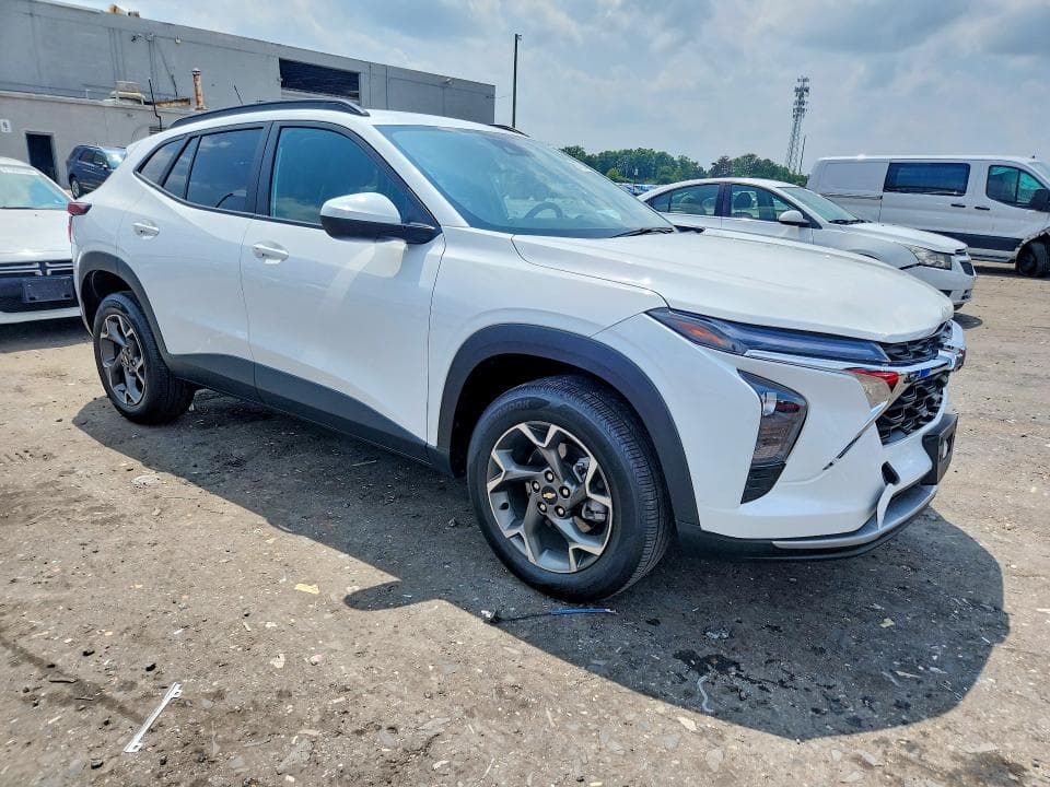 2025 CHEVROLET TRAX 1LT 4