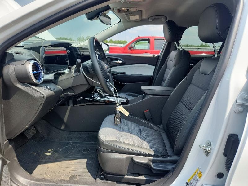 2025 CHEVROLET TRAX 1LT 7