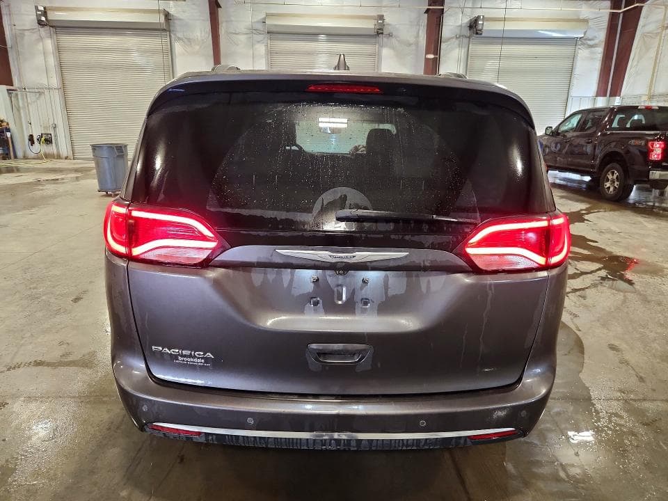 2017 CHRYSLER PACIFICA TOURING L 6