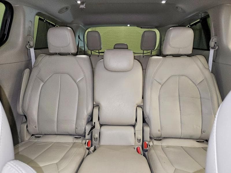 2017 CHRYSLER PACIFICA TOURING L 10