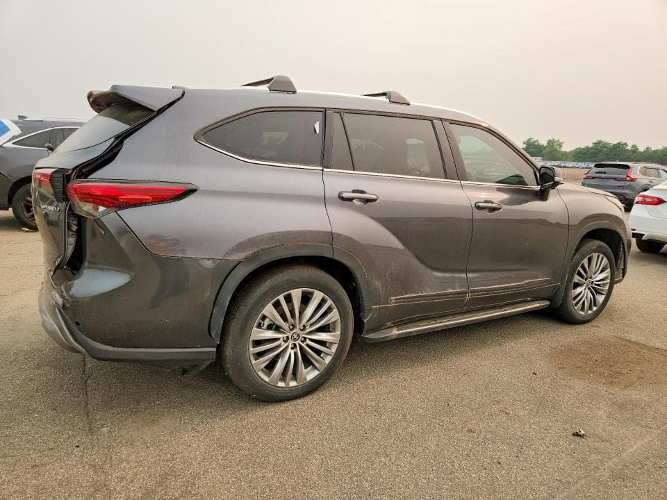 2023 TOYOTA HIGHLANDER HYBRID PLATINUM PLATINUM 3