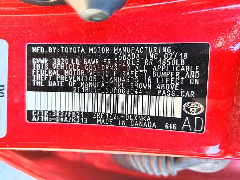 2018 TOYOTA COROLLA LE 12
