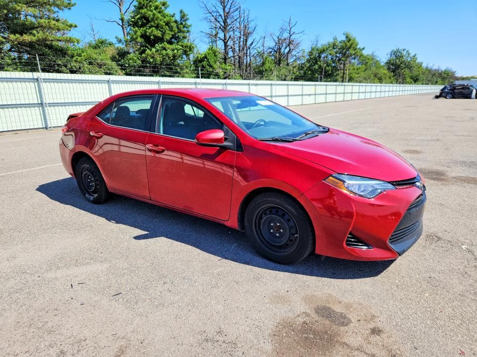 2018 TOYOTA COROLLA LE 4