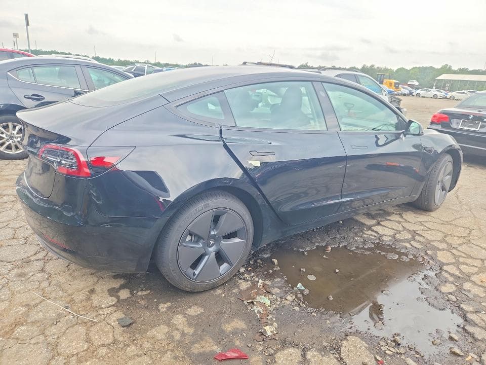 2023 TESLA MODEL 3 3