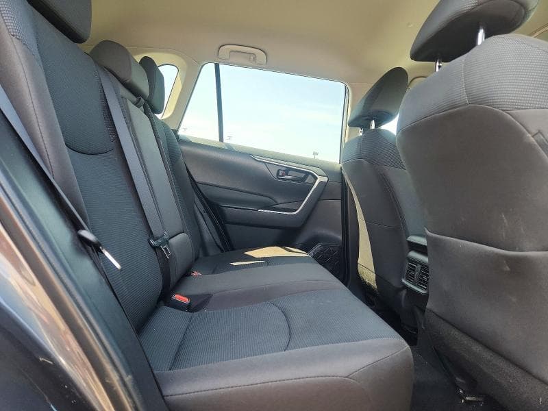 2023 TOYOTA RAV4 LE 11