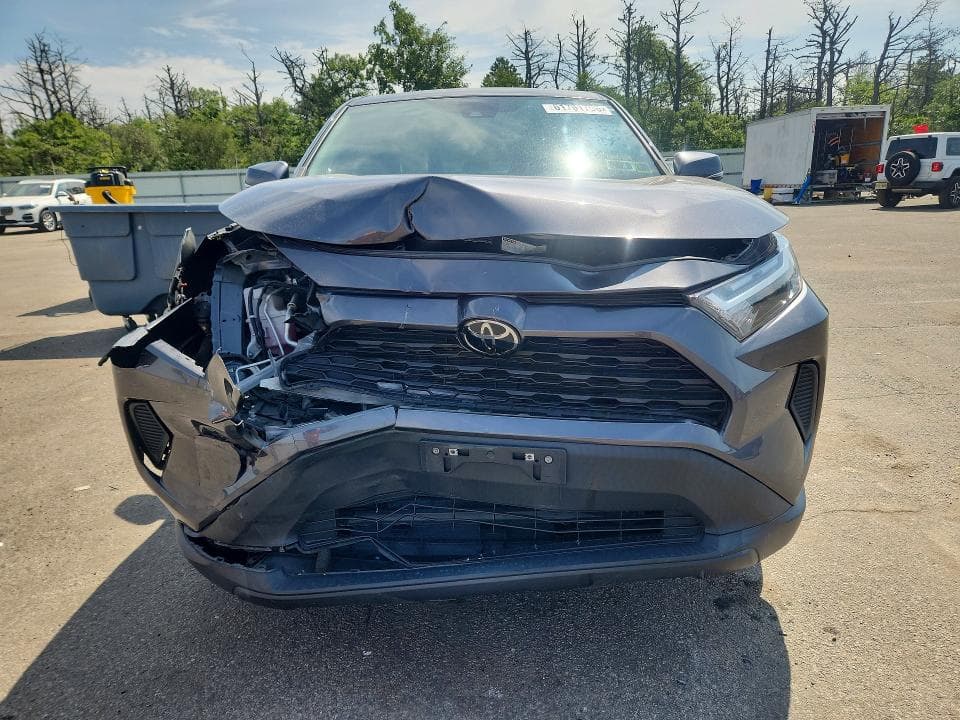 2023 TOYOTA RAV4 LE 5