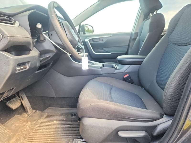 2023 TOYOTA RAV4 LE 7