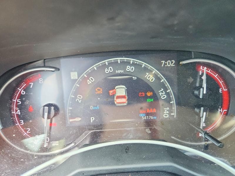 2023 TOYOTA RAV4 LE 9