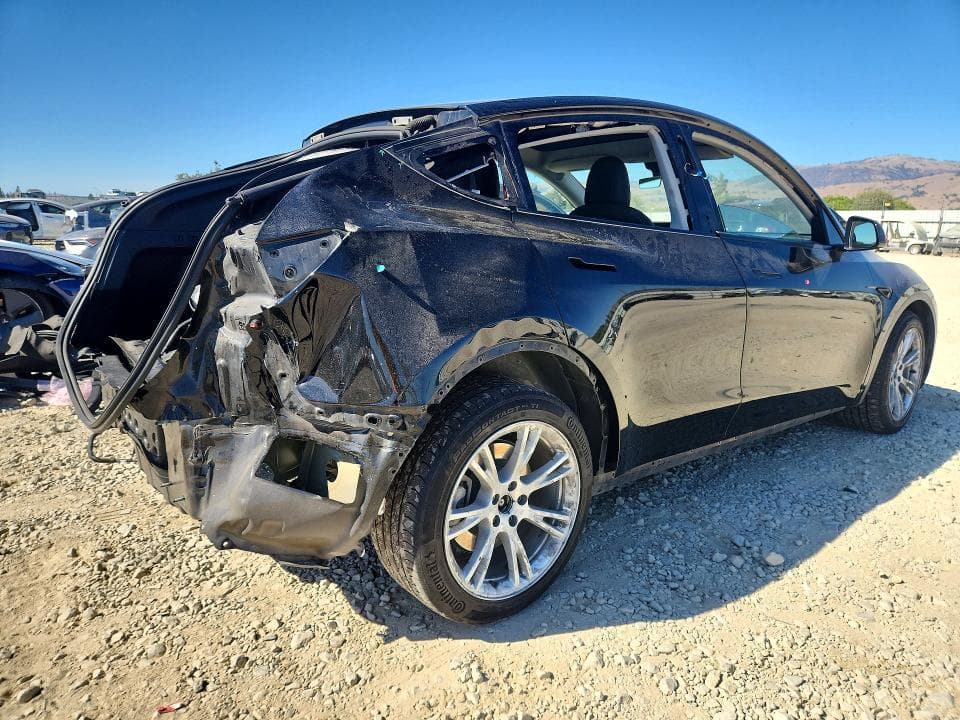 2022 TESLA MODEL Y 3