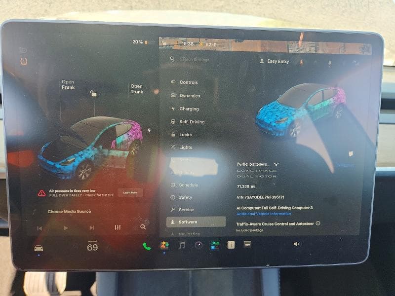 2022 TESLA MODEL Y 9