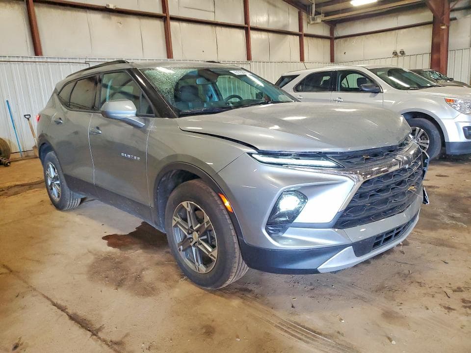 2023 CHEVROLET BLAZER 2LT 4
