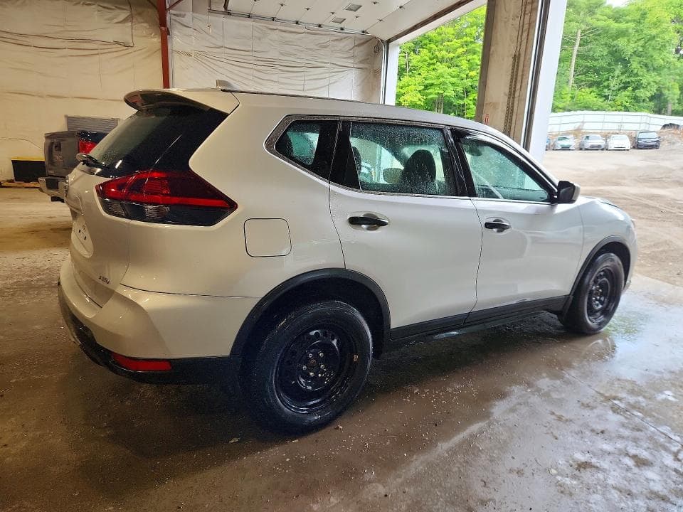 2019 NISSAN ROGUE S 3
