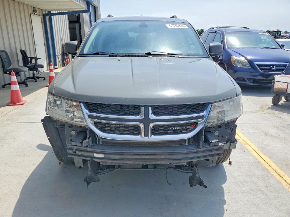 2019 DODGE JOURNEY SE 5