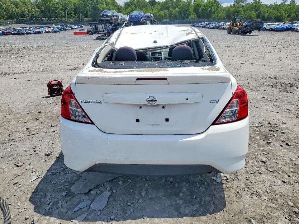 2018 NISSAN VERSA SV 6