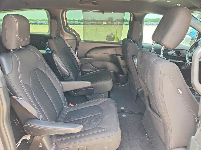 2018 CHRYSLER PACIFICA TOURING PLUS 11