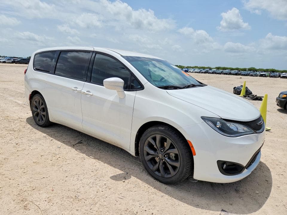 2018 CHRYSLER PACIFICA TOURING PLUS 4