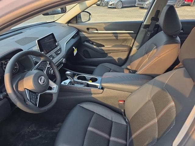 2025 NISSAN ALTIMA SR SR 7