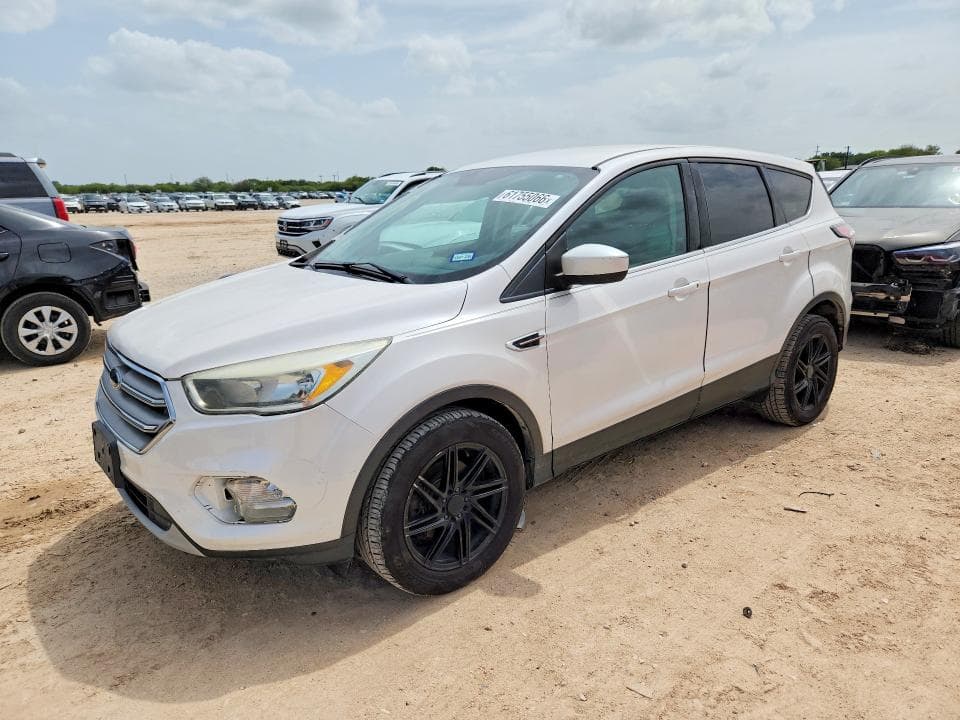 2017 FORD ESCAPE SE 1
