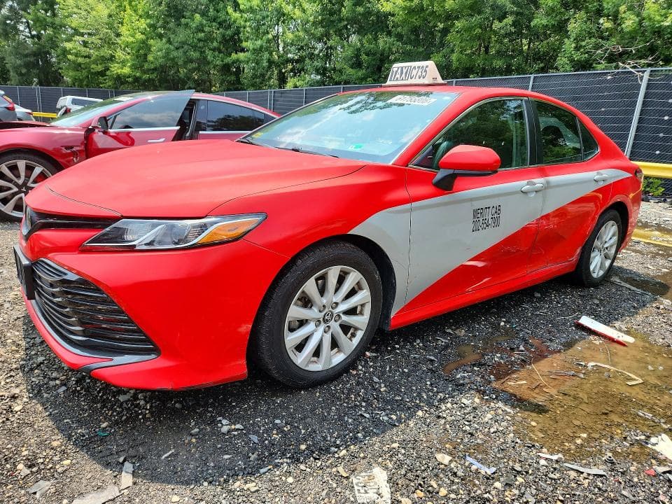2020 TOYOTA CAMRY LE - 1