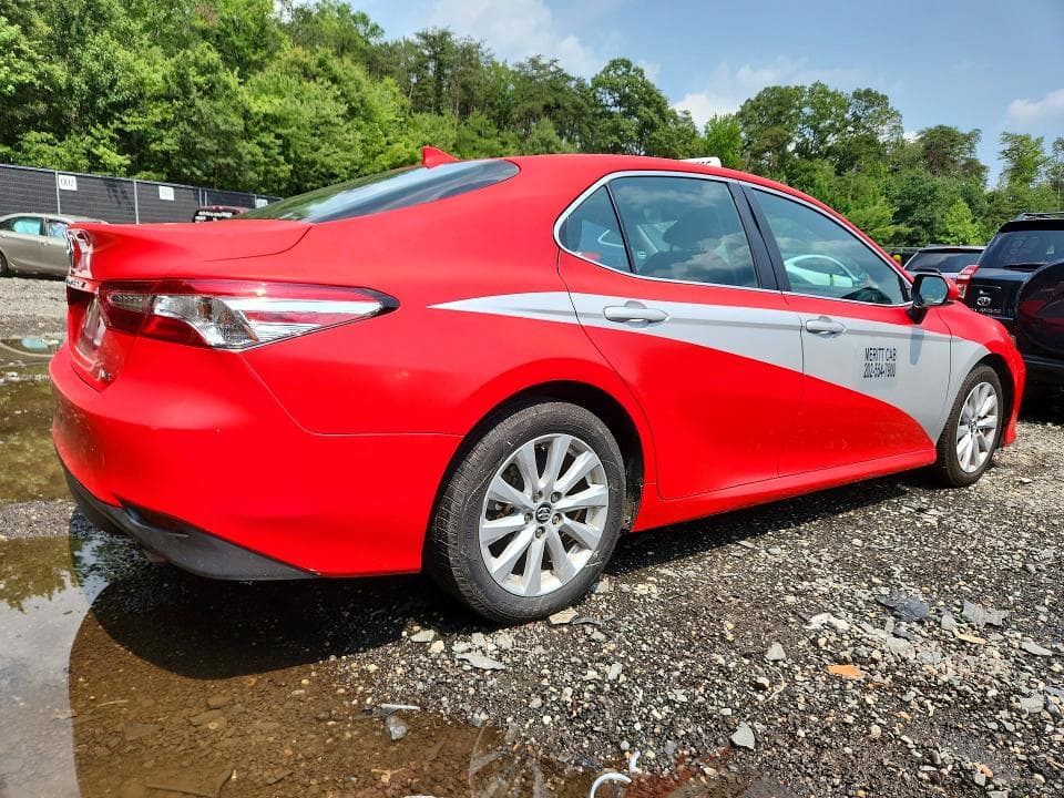 2020 TOYOTA CAMRY LE 3