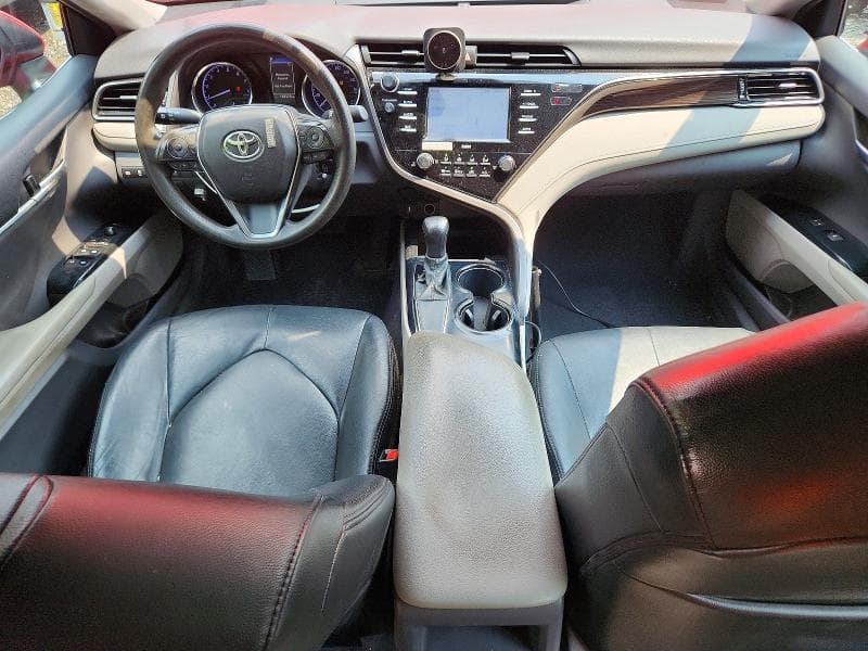 2020 TOYOTA CAMRY LE 8