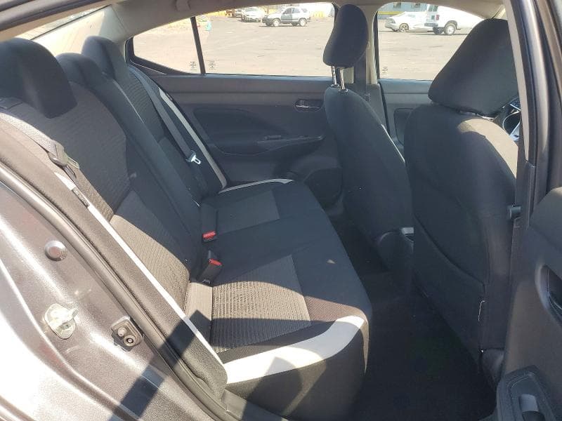 2021 NISSAN VERSA SV SV 10
