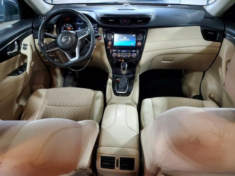 2017 NISSAN ROGUE SV 8