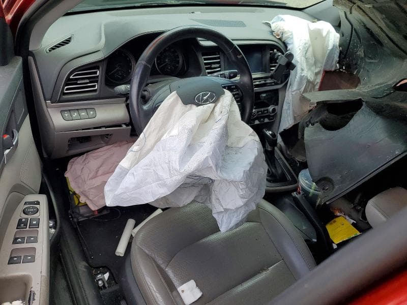 2019 HYUNDAI ELANTRA LIMITED 8