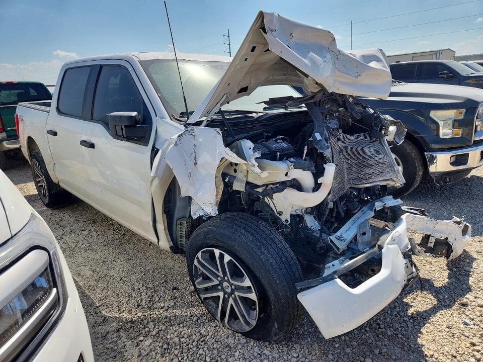 2023 FORD F150 SUPERCREW 4