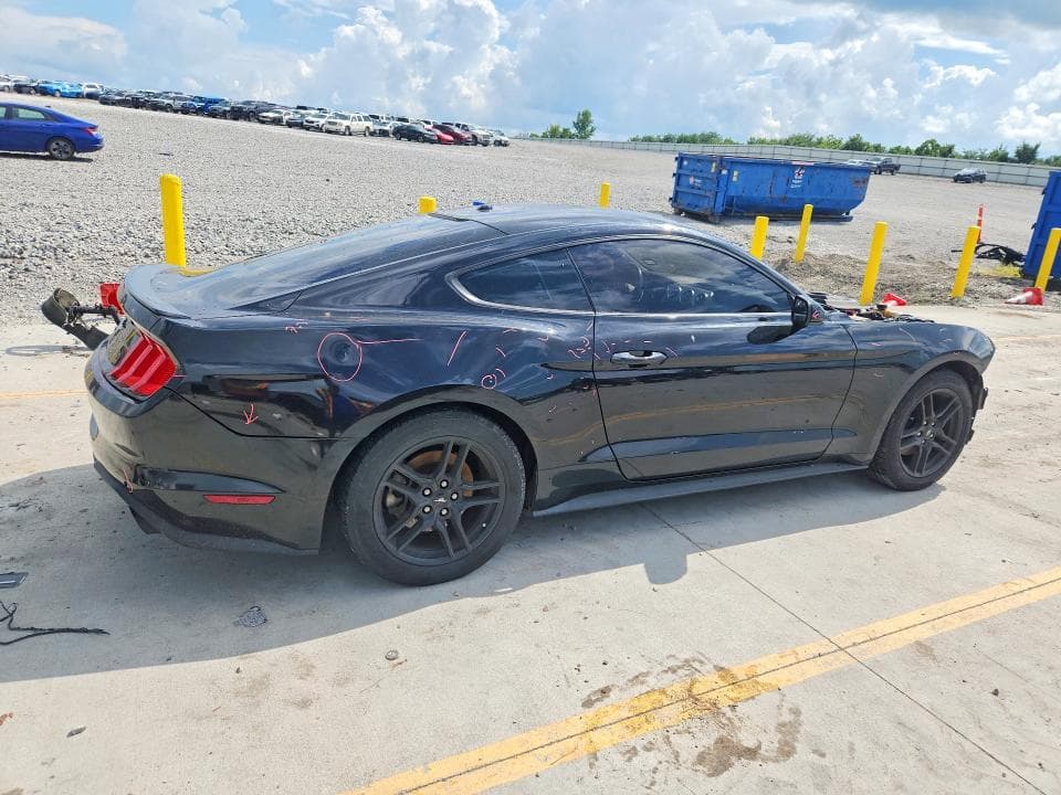 2018 FORD MUSTANG 3
