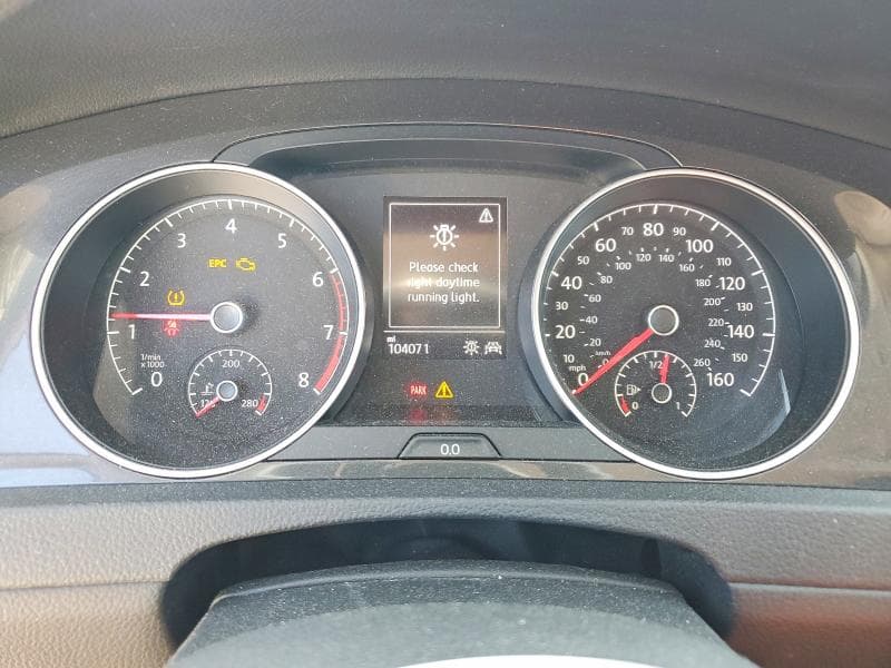 2019 VOLKSWAGEN GOLF ALLTRACK S 9