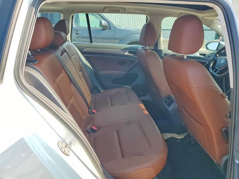 2019 VOLKSWAGEN GOLF ALLTRACK S 10