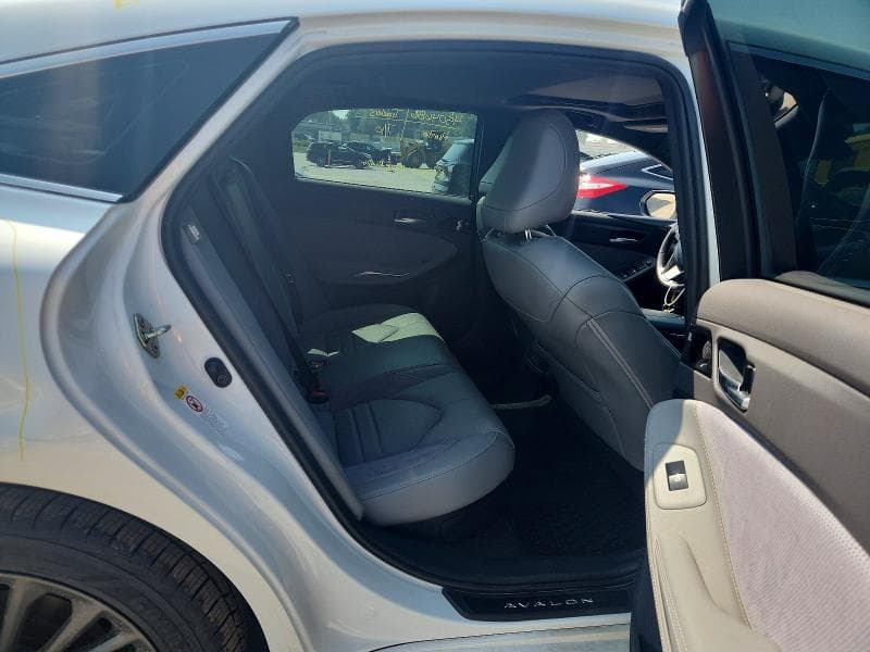 2019 TOYOTA AVALON HYBRID XSE 10