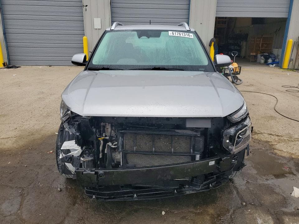 2023 HYUNDAI VENUE SEL 5