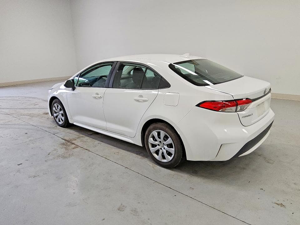 2022 TOYOTA COROLLA LE 2