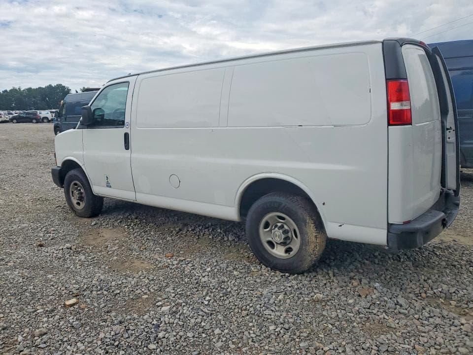 2022 CHEVROLET EXPRESS G2500 2