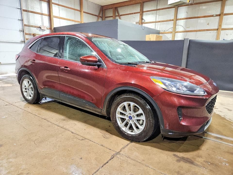 2021 FORD ESCAPE SE 4