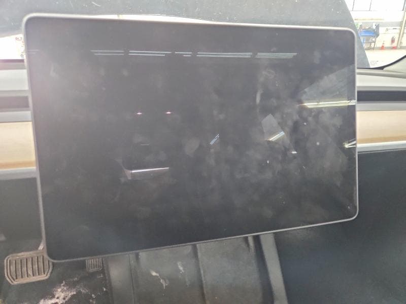 2022 TESLA MODEL 3 9