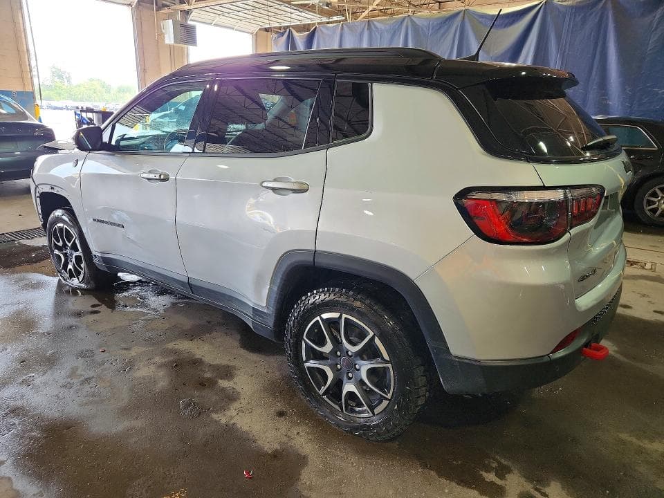 2025 JEEP COMPASS TRAILHAWK 2
