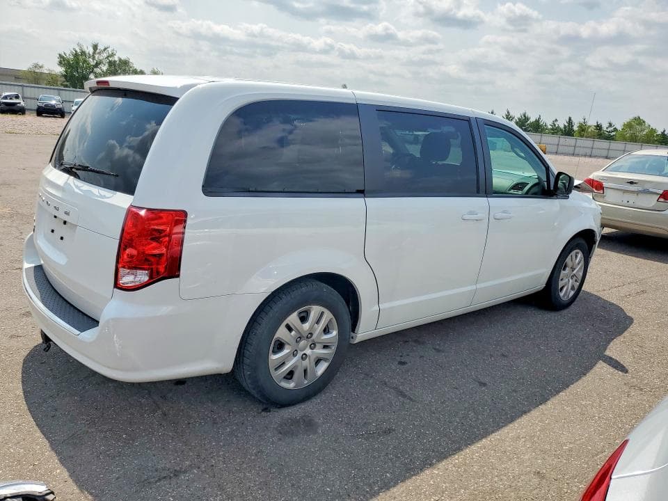 2018 DODGE GRAND CARAVAN SE 3