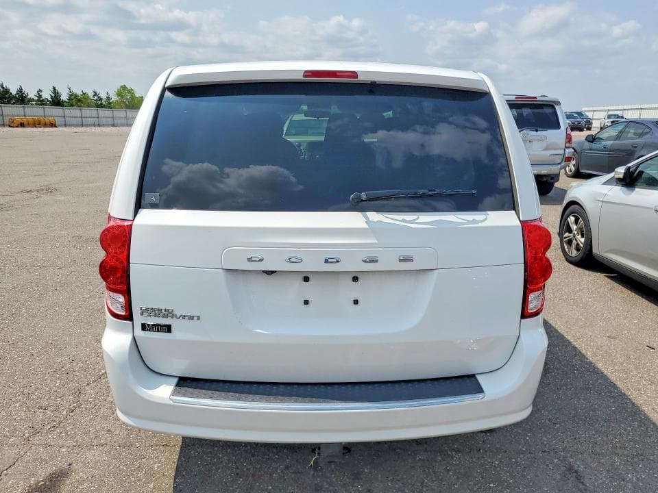 2018 DODGE GRAND CARAVAN SE 6
