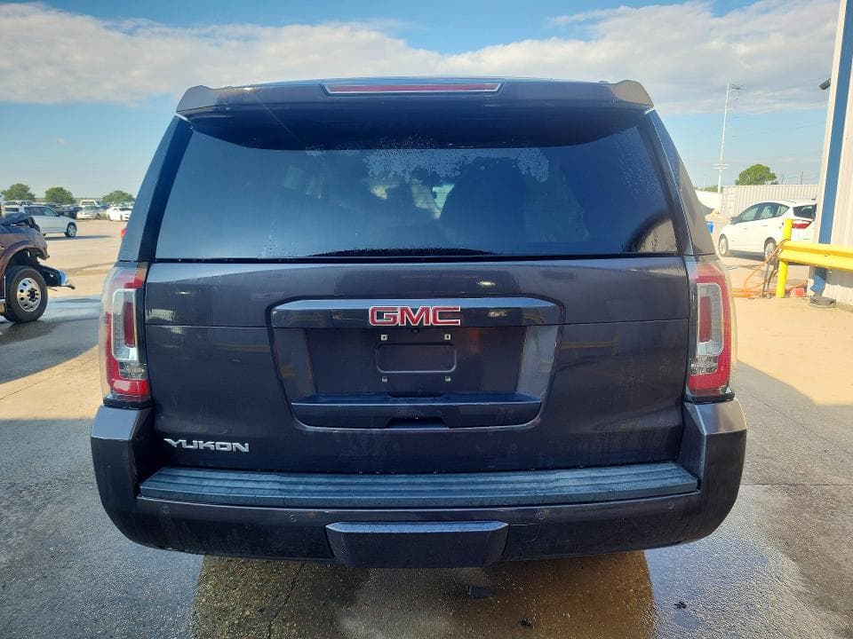 2018 GMC YUKON SLE 6