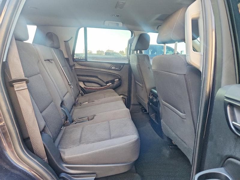 2018 GMC YUKON SLE 10
