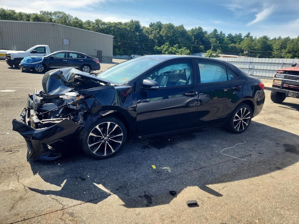 2017 TOYOTA COROLLA SE - 1