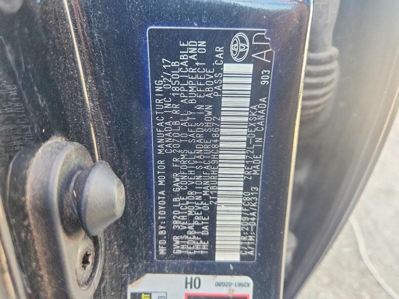 2017 TOYOTA COROLLA SE 12