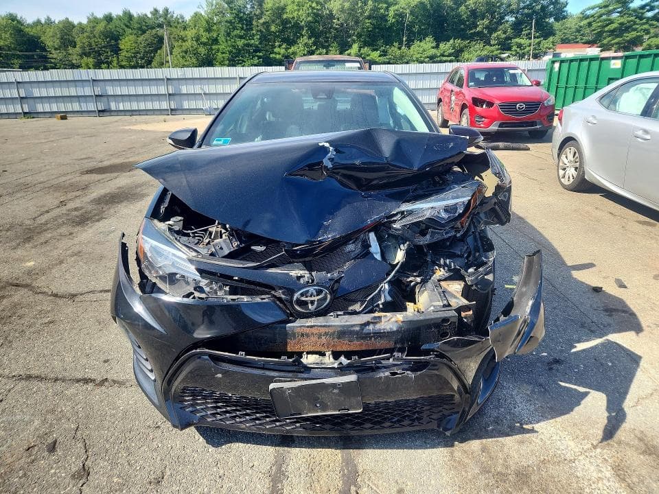 2017 TOYOTA COROLLA SE 5
