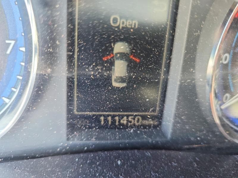 2017 TOYOTA COROLLA SE 9