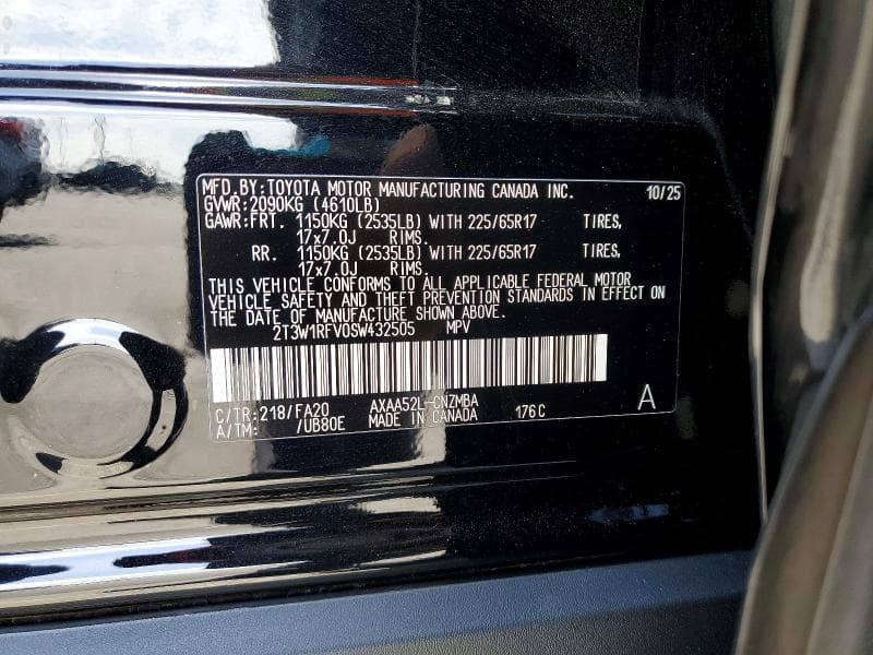 2025 TOYOTA RAV4 XLE 13