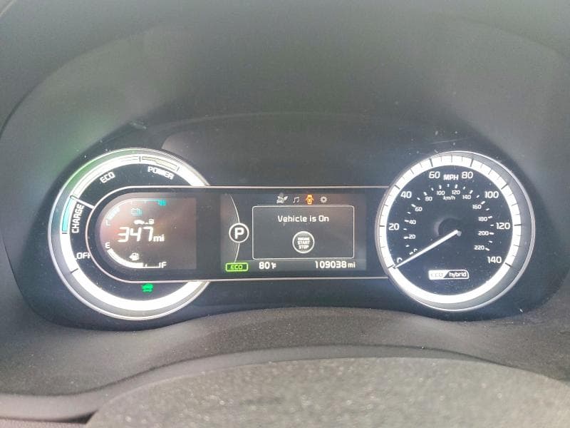 2017 KIA NIRO LX 9